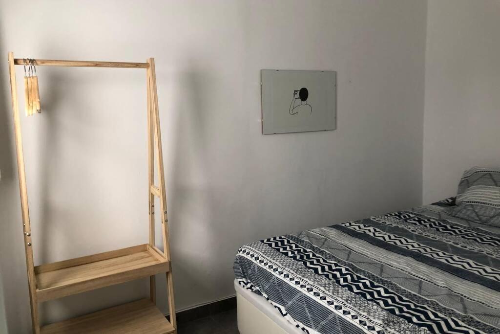 에스풀루게스데로브레가트 M4 Cool Terrace. 1 Min To Metro. 15 Min To Center 아파트 외부 사진