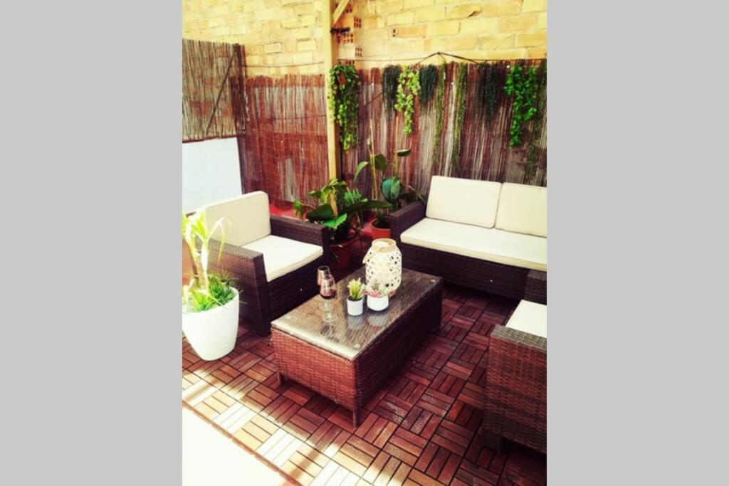 에스풀루게스데로브레가트 M4 Cool Terrace. 1 Min To Metro. 15 Min To Center 아파트 외부 사진
